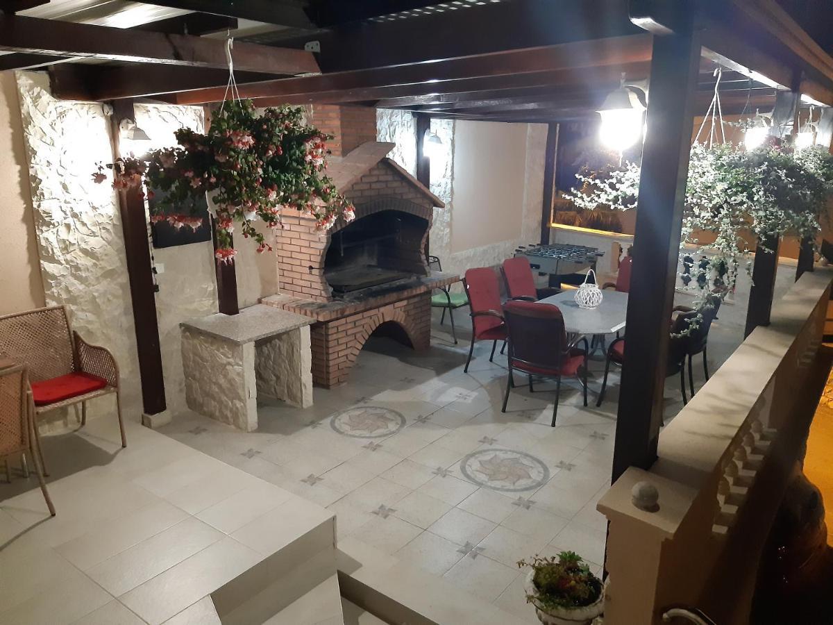 Apartmani Vera Primošten Екстериор снимка