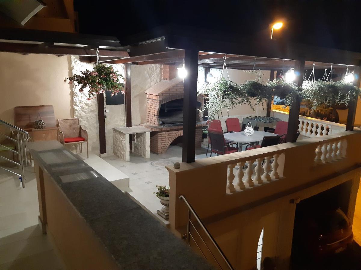 Apartmani Vera Primošten Екстериор снимка