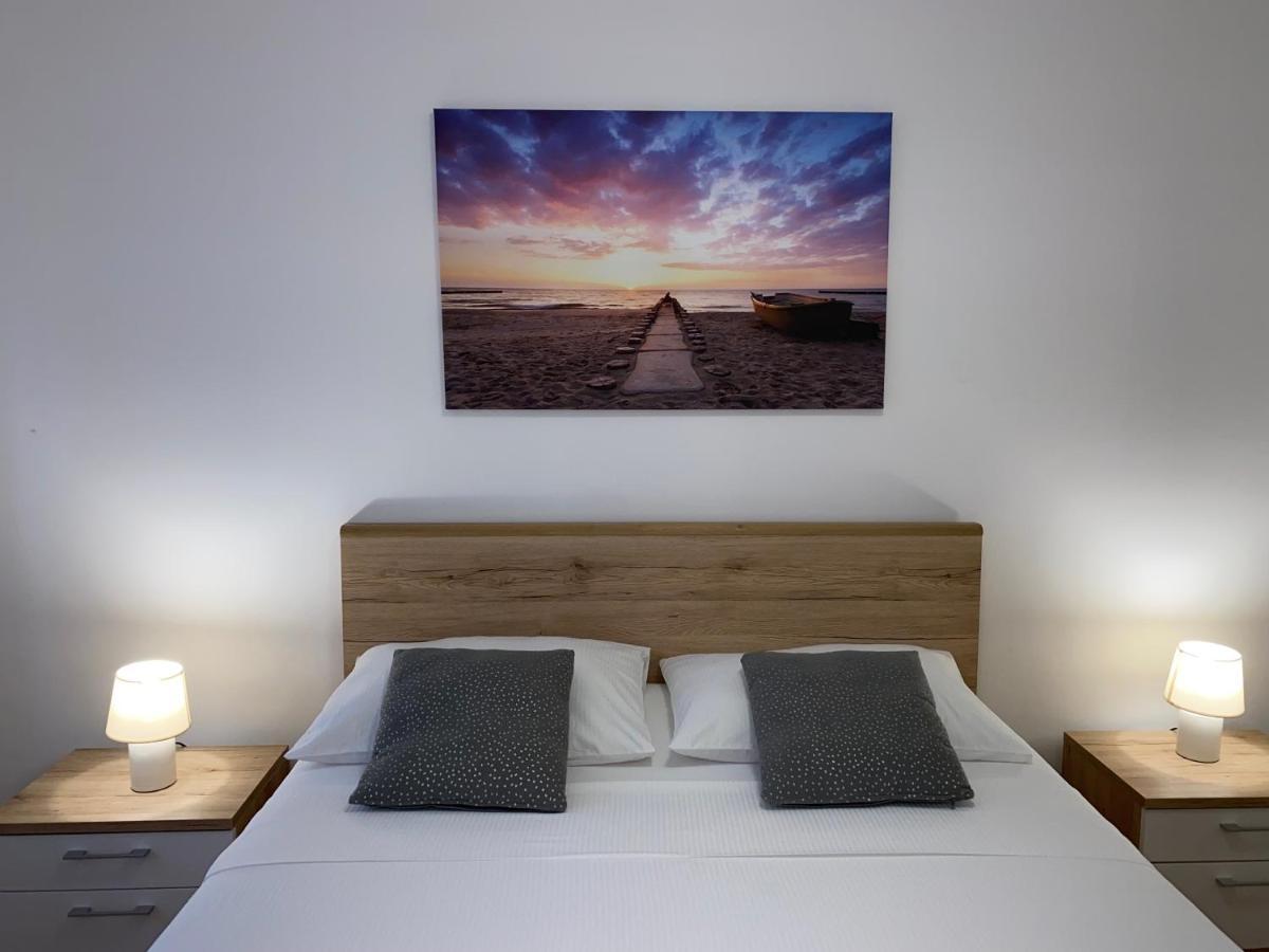 Apartmani Vera Primošten Екстериор снимка
