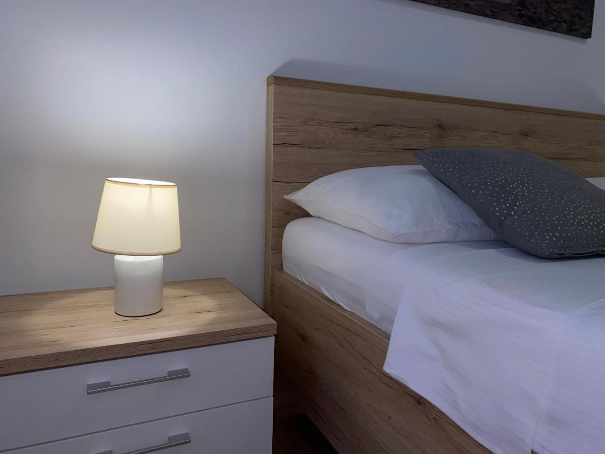 Apartmani Vera Primošten Екстериор снимка