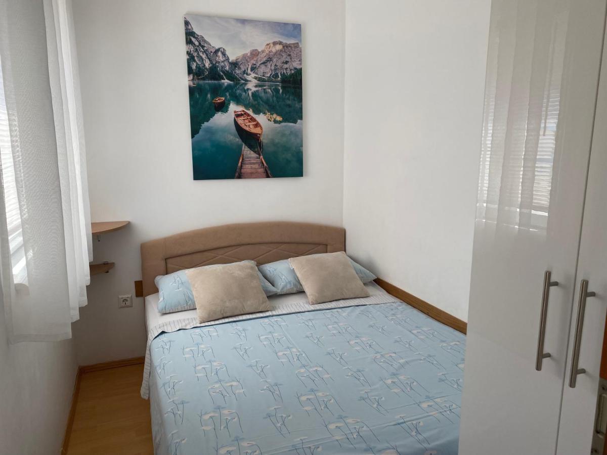 Apartmani Vera Primošten Екстериор снимка