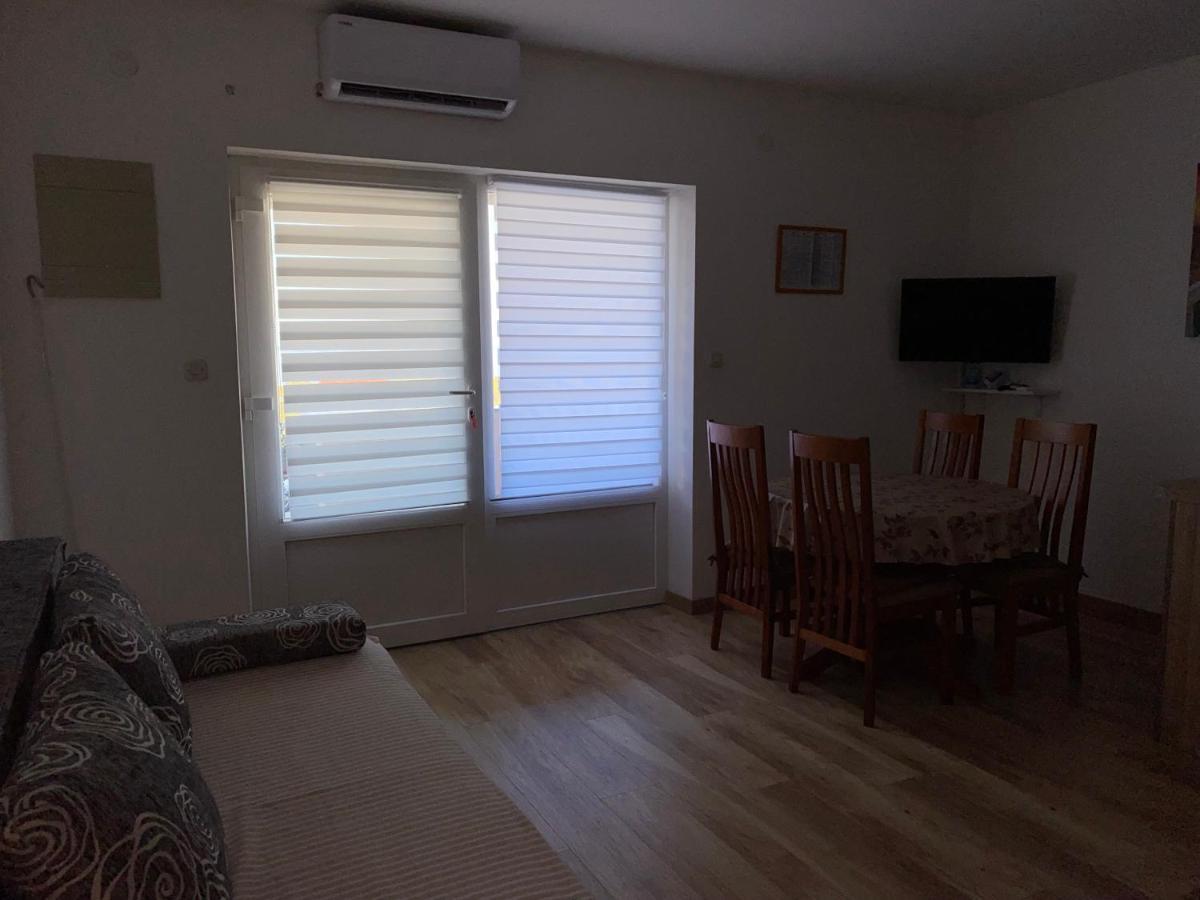 Apartmani Vera Primošten Екстериор снимка