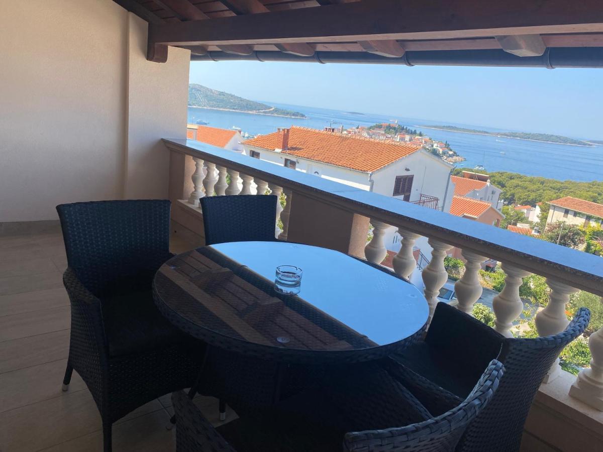 Apartmani Vera Primošten Екстериор снимка