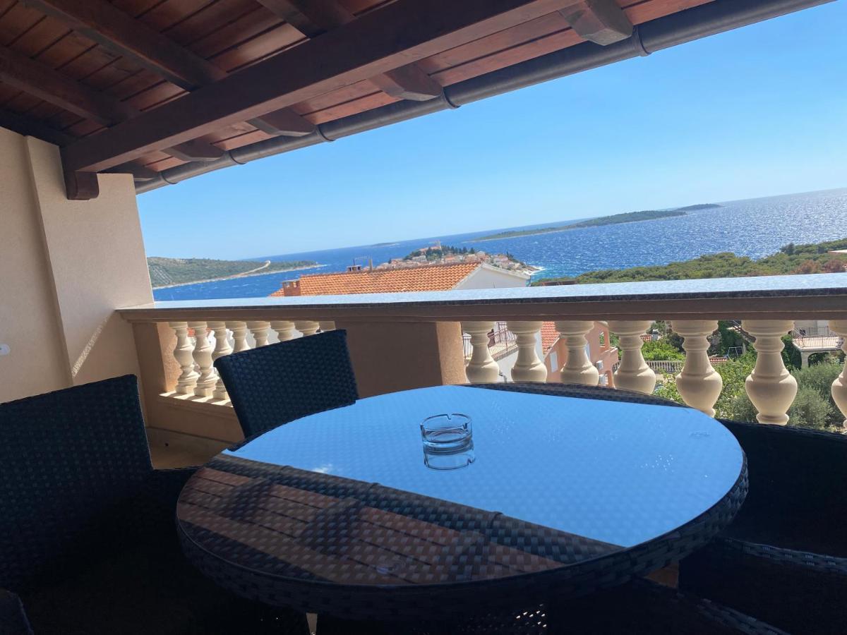 Apartmani Vera Primošten Екстериор снимка