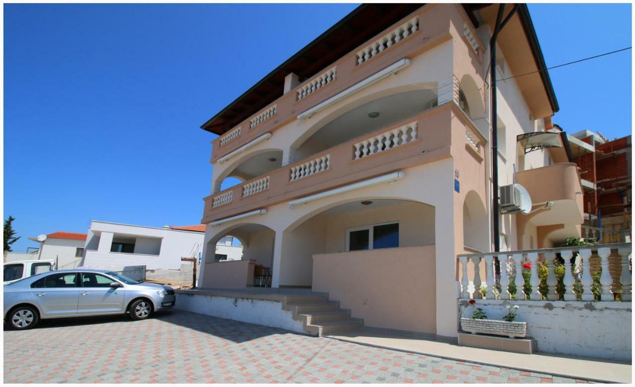 Apartmani Vera Primošten Екстериор снимка