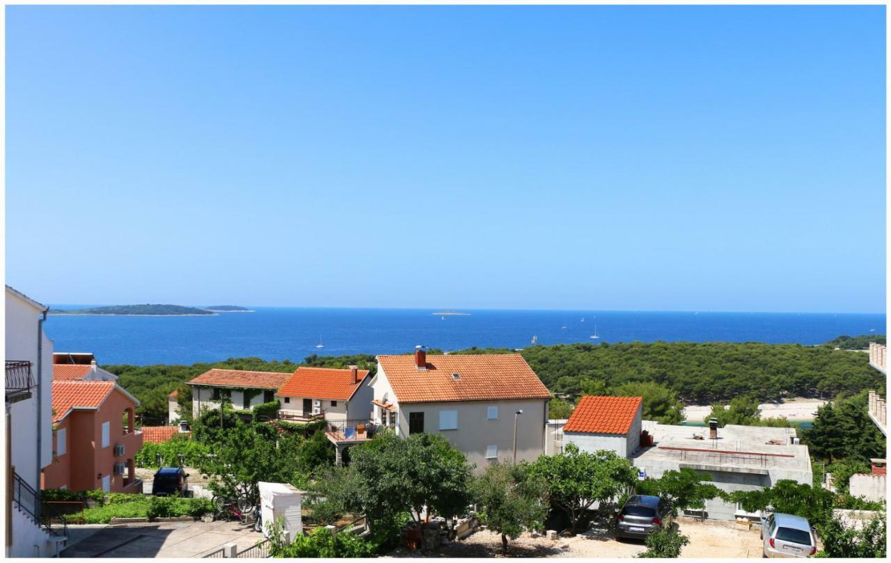 Apartmani Vera Primošten Екстериор снимка