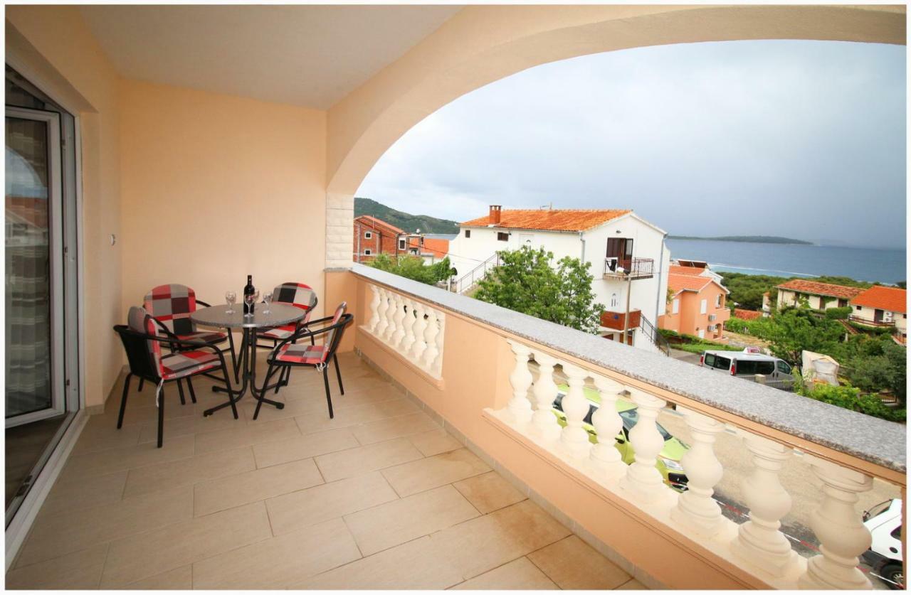 Apartmani Vera Primošten Екстериор снимка